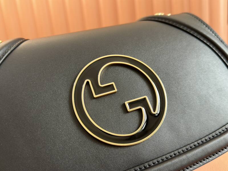 Gucci Blondie Black shoulder — Premium Replica