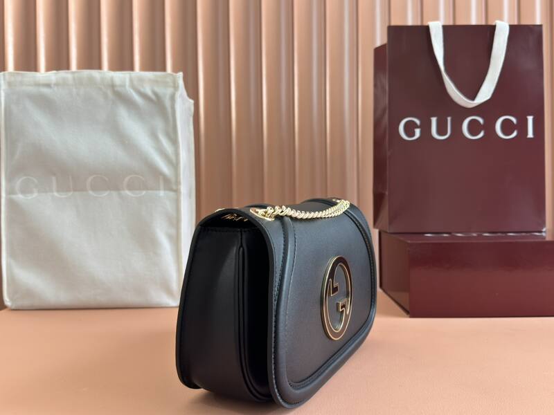 Gucci Blondie Black shoulder — Premium Replica