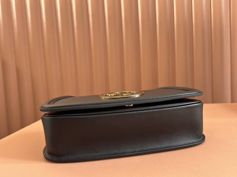 Gucci Blondie Black shoulder — Premium Replica