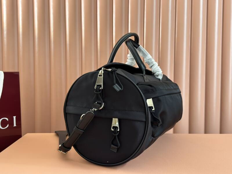 Gucci Black Medium travel — 1:1 Replica
