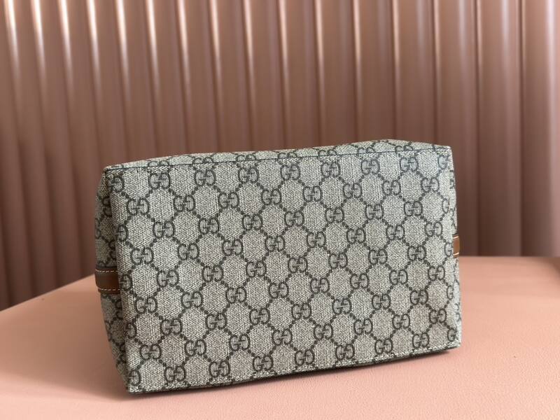Gucci GG Emblem Beige GG canvas with brown leather crossbody — Top Quality Replica