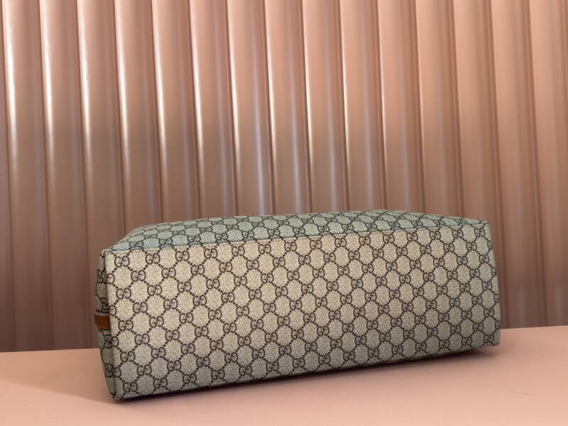 Gucci GG Emblem Beige Ebony GG Supreme with Brown leather trim tote — Top Quality Replica