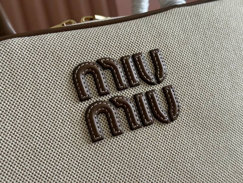 Miu Miu Brown shoulder bag — Top Quality Replica
