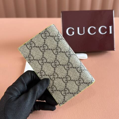 Gucci GG Supreme beige ebony with neon yellow trim everyday Premium Replica