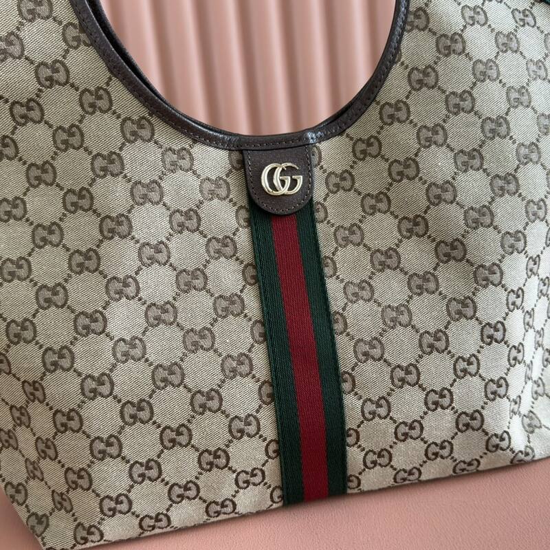 Gucci Giglio Beige GG Supreme canvas shoulder — AAA Quality Replica