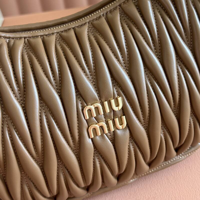 Miu Miu Wander Matelasse Hobo Brown Matelasse Leather 29x24x10cm shoulder — 1:1 Replica
