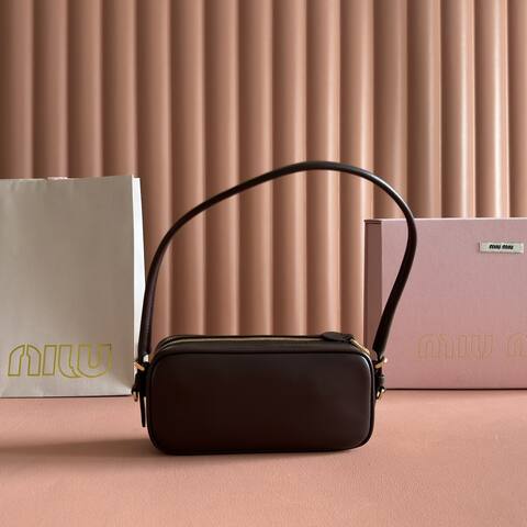 Miu Miu Brown 25x18x10cm shoulder bag Premium Replica