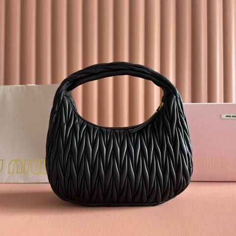 Miu Miu Wander Black Matelass Leather 29x24x10cm shoulder Top Quality Replica