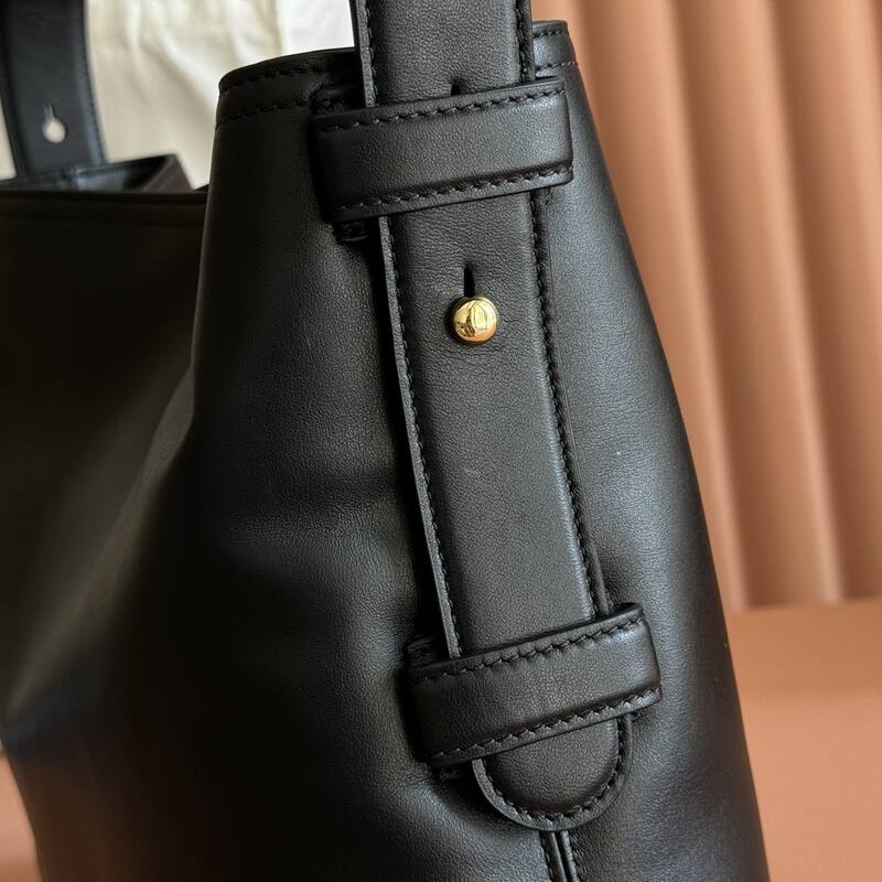 Gucci Beatrix Black leather shoulder — Premium Replica