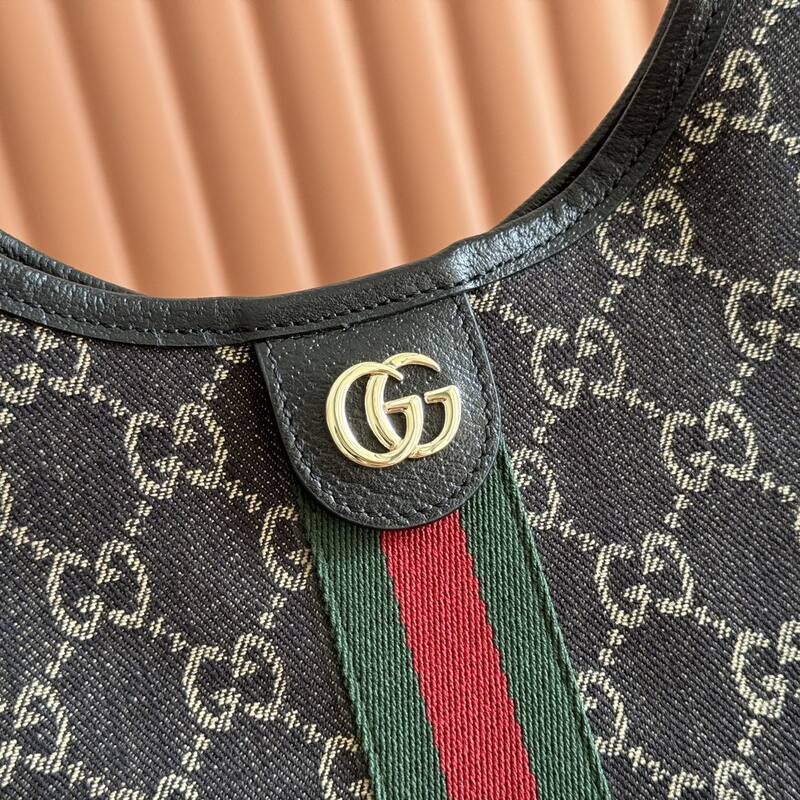 Gucci Giglio GG Supreme Monogram Brown shoulder — Premium Replica