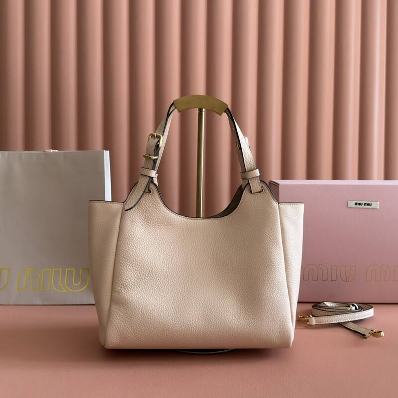 Miu Miu Beige 25x18x10cm shoulder bag — 1:1 Replica