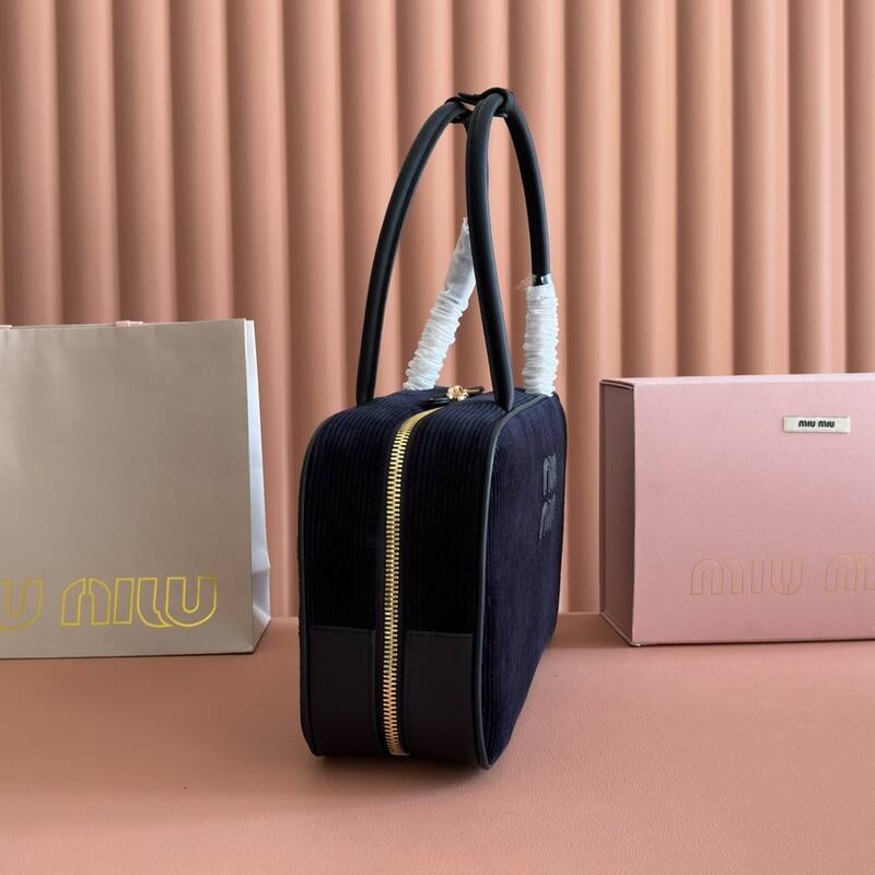 Miu Miu Black shoulder bag — AAA Quality Replica