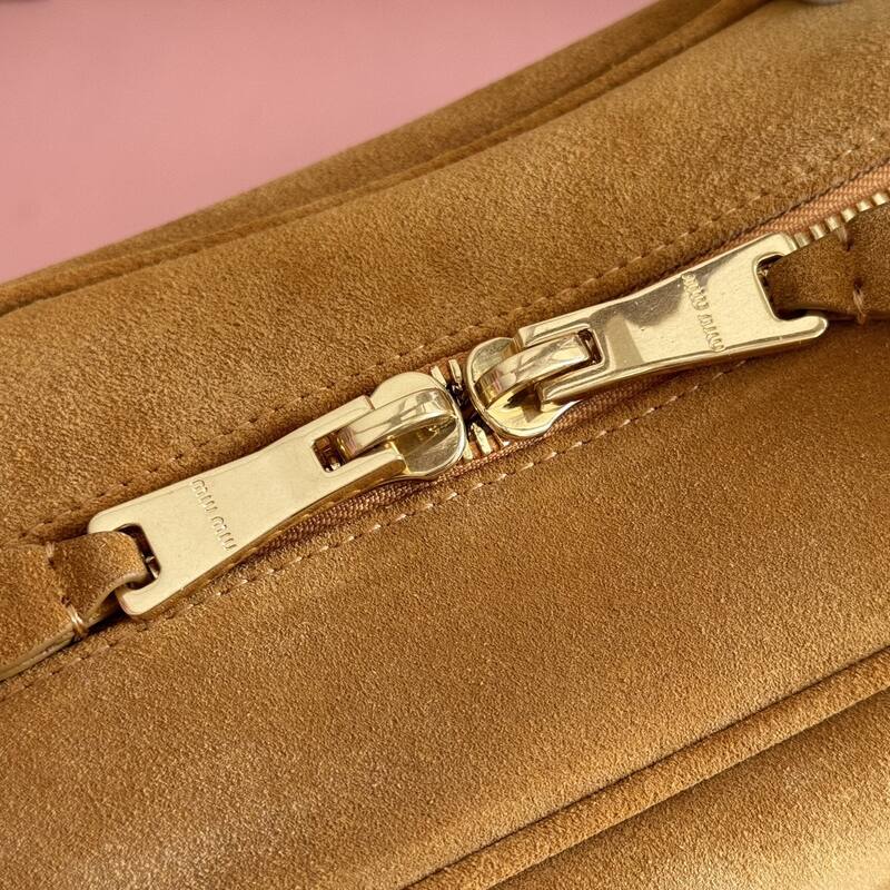 Miu Miu shoulder bag — Premium Replica