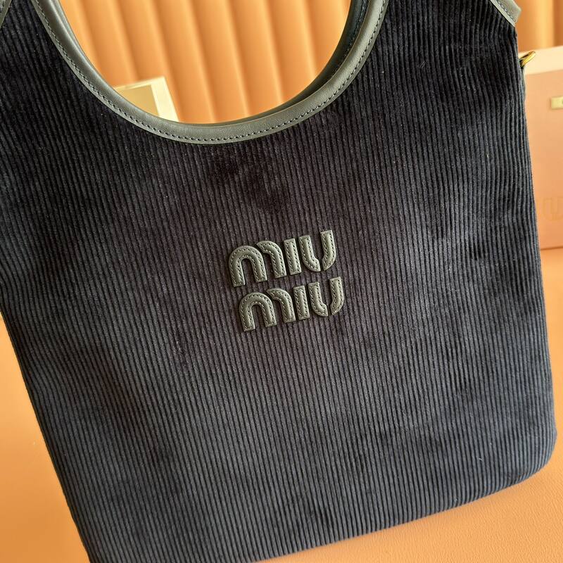 Miu Miu Black shoulder bag — Top Quality Replica