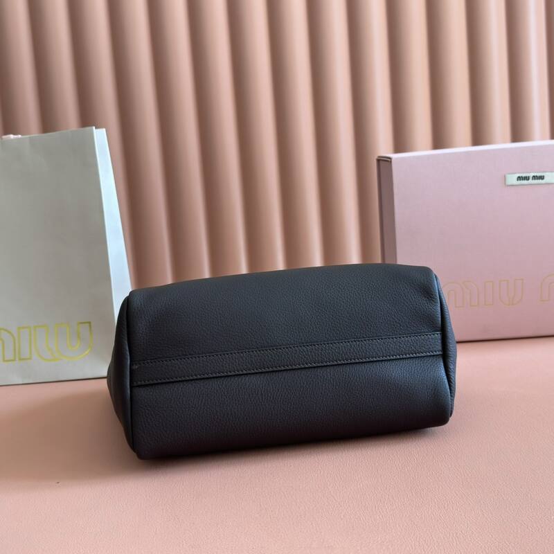 Miu Miu Brown 25x18x10cm shoulder bag — Top Quality Replica