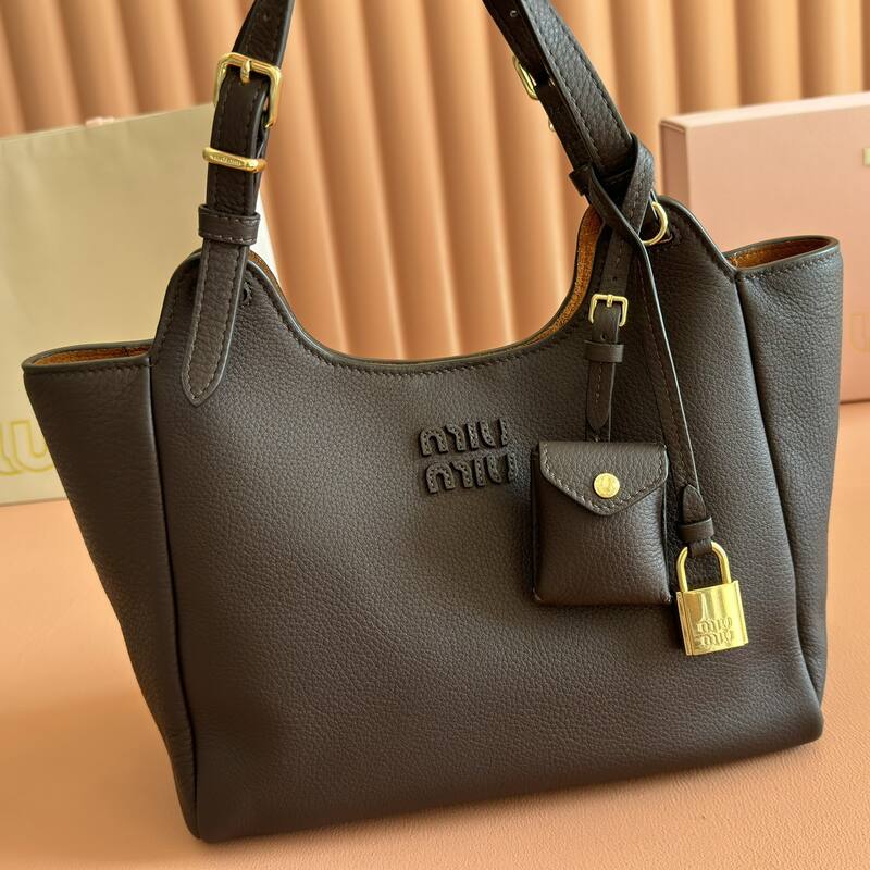 Miu Miu Brown 25x18x10cm shoulder bag — Top Quality Replica
