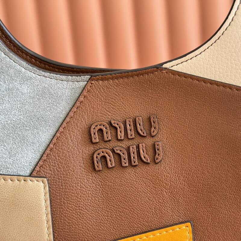 Miu Miu 25x18x10cm shoulder bag — Top Quality Replica