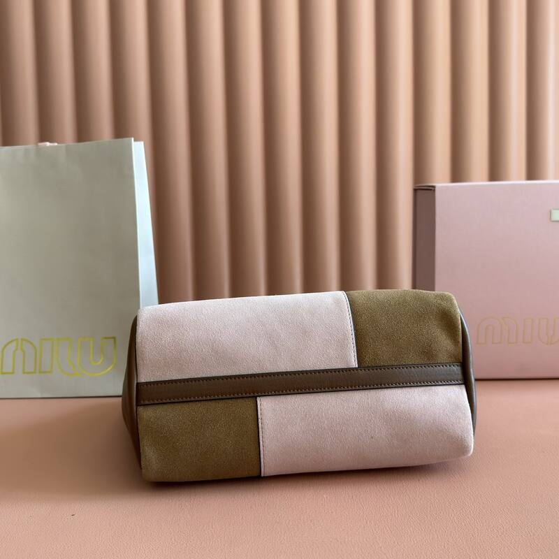 Miu Miu 25x18x10cm shoulder bag — Top Quality Replica