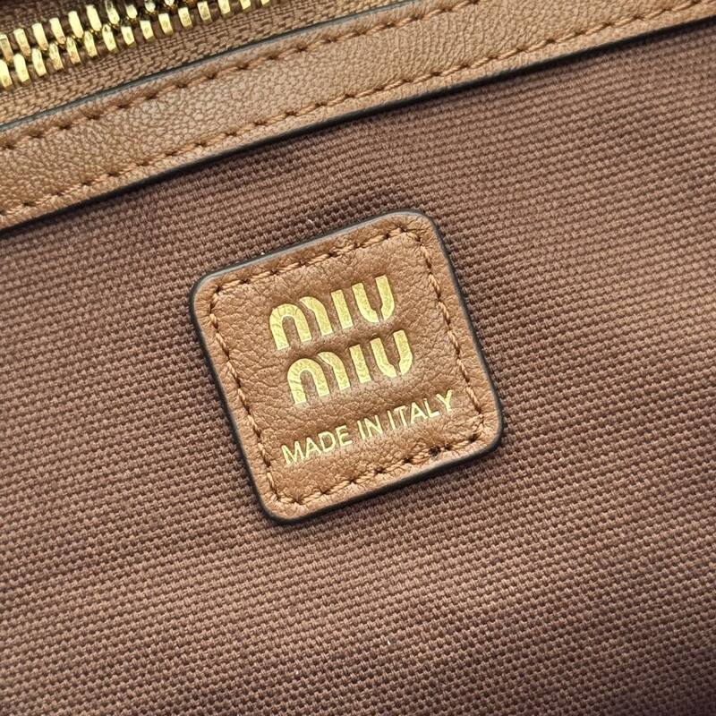 Miu Miu 25x18x10cm shoulder bag — Top Quality Replica
