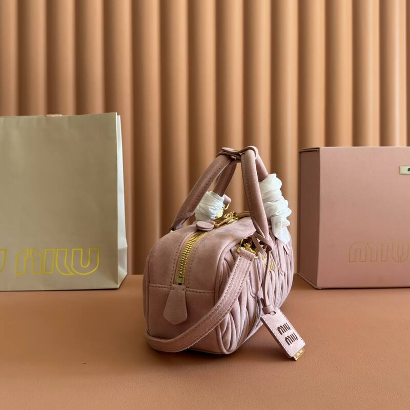 Miu Miu Pink 25x18x10cm shoulder bag — 1:1 Replica