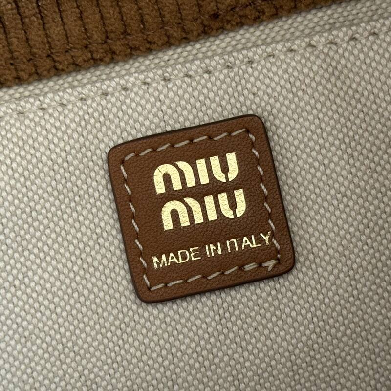Miu Miu Calfskin shoulder bag — 1:1 Replica