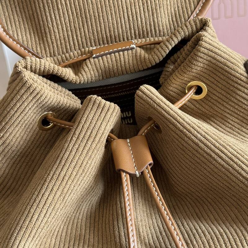 Miu Miu Calfskin shoulder bag — 1:1 Replica