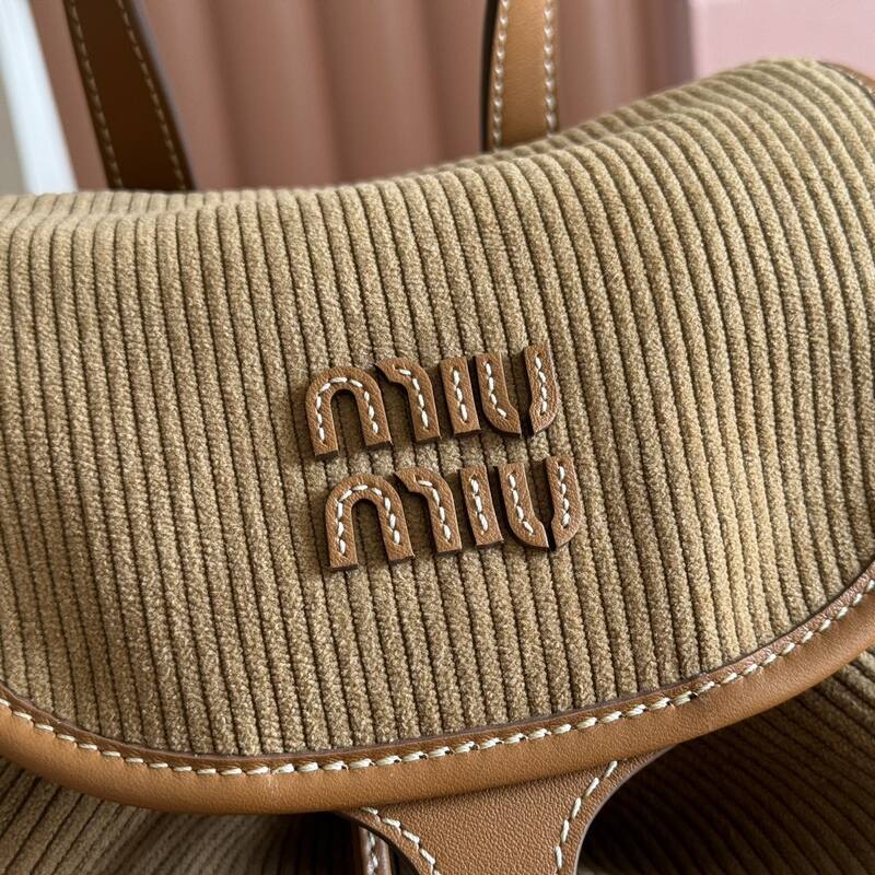 Miu Miu Calfskin shoulder bag — 1:1 Replica