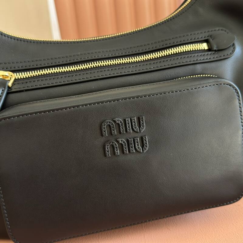 Miu Miu Black shoulder bag — Top Quality Replica