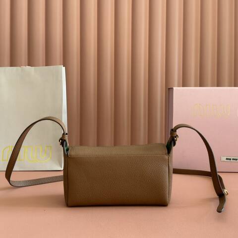 Miu Miu Brown 25x18x10cm shoulder bag AAA Quality Replica