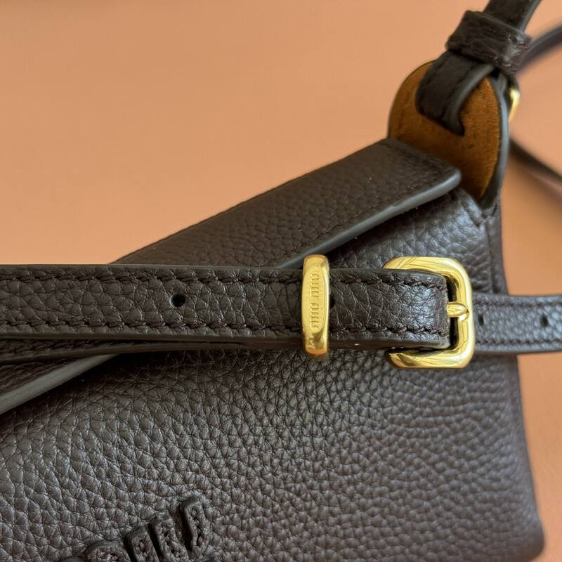 Miu Miu Black 25x18x10cm shoulder bag — AAA Quality Replica