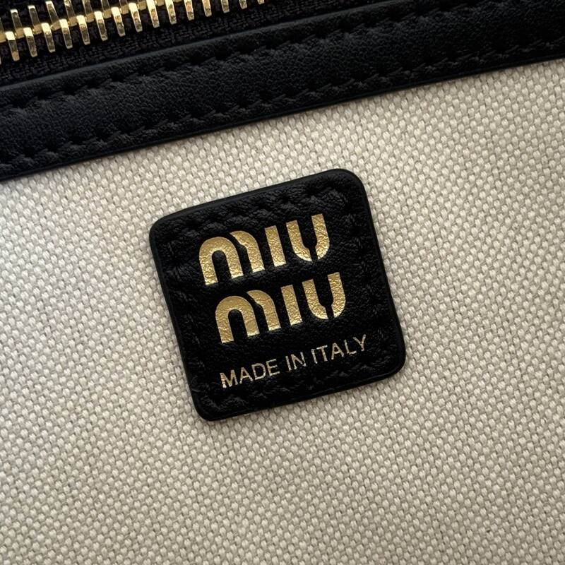 Miu Miu Black shoulder bag — AAA Quality Replica