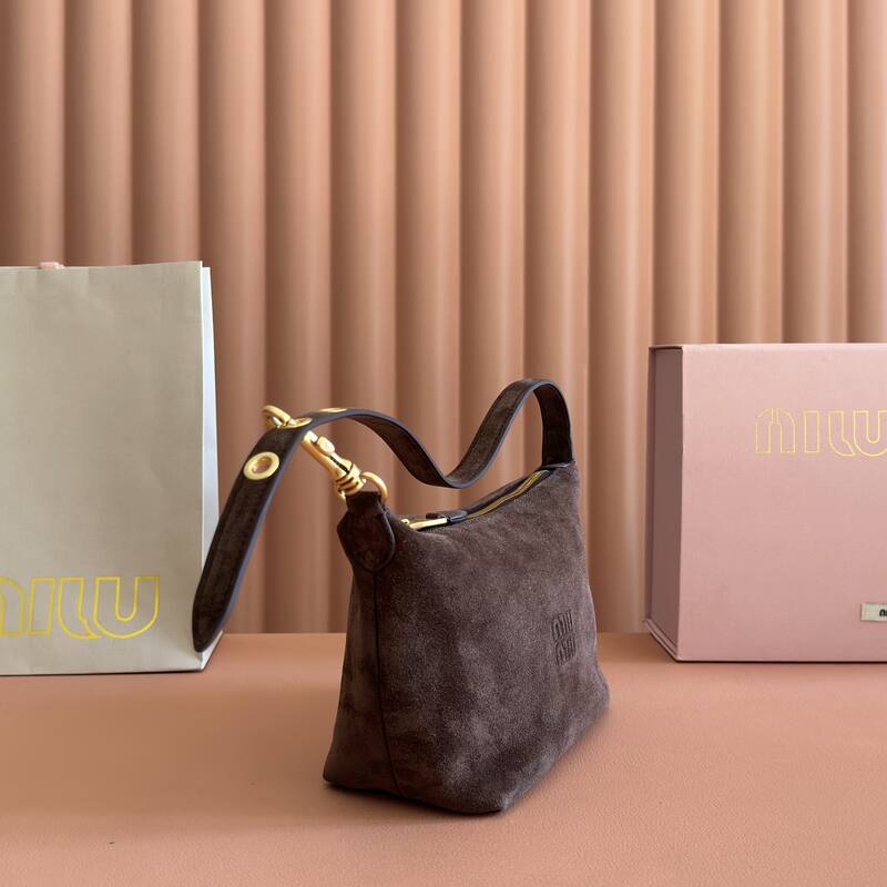 Miu Miu Brown 25x18x10cm shoulder bag — AAA Quality Replica