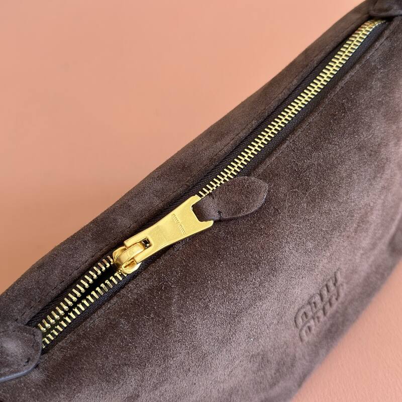 Miu Miu Brown 25x18x10cm shoulder bag — AAA Quality Replica