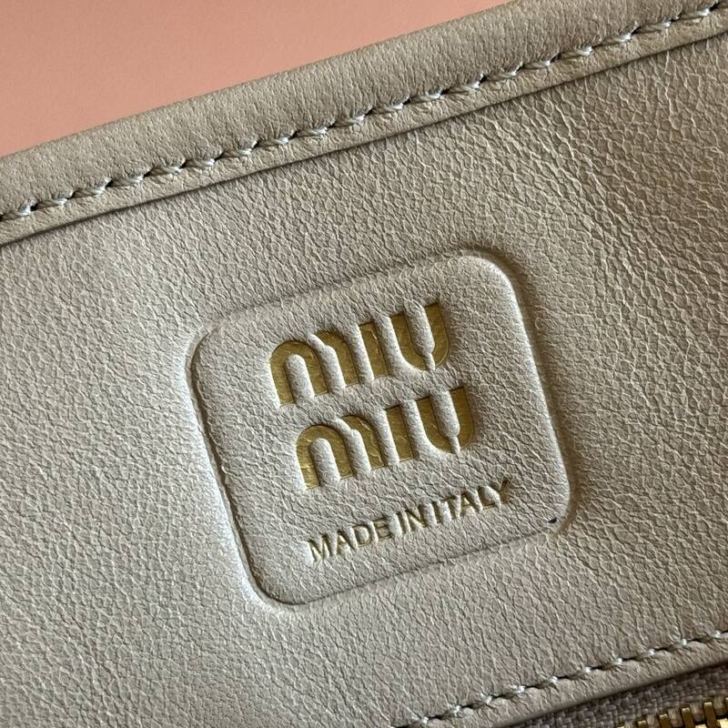 Miu Miu Beige shoulder bag — AAA Quality Replica