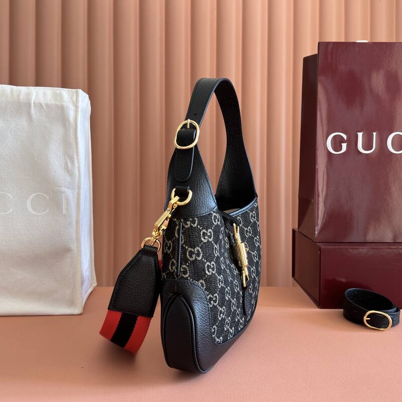 Gucci Black GG canvas shoulder — Premium Replica