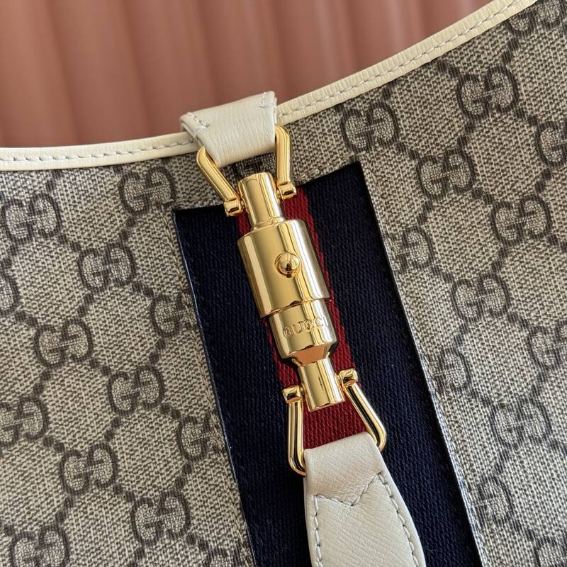 Gucci Jackie 1955 Beige Ebony GG Supreme with white leather trim shoulder — Premium Replica
