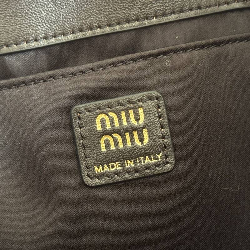 Miu Miu Vintage dark brown leather 22x18x11cm backpack — Top Quality Replica