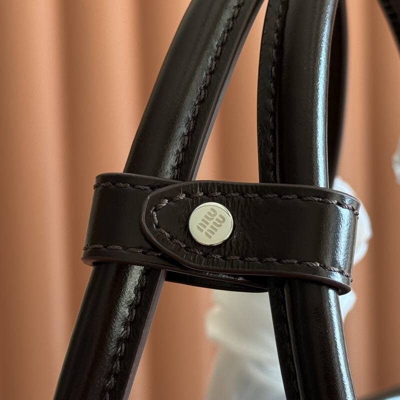 Miu Miu Brown shoulder bag — Premium Replica