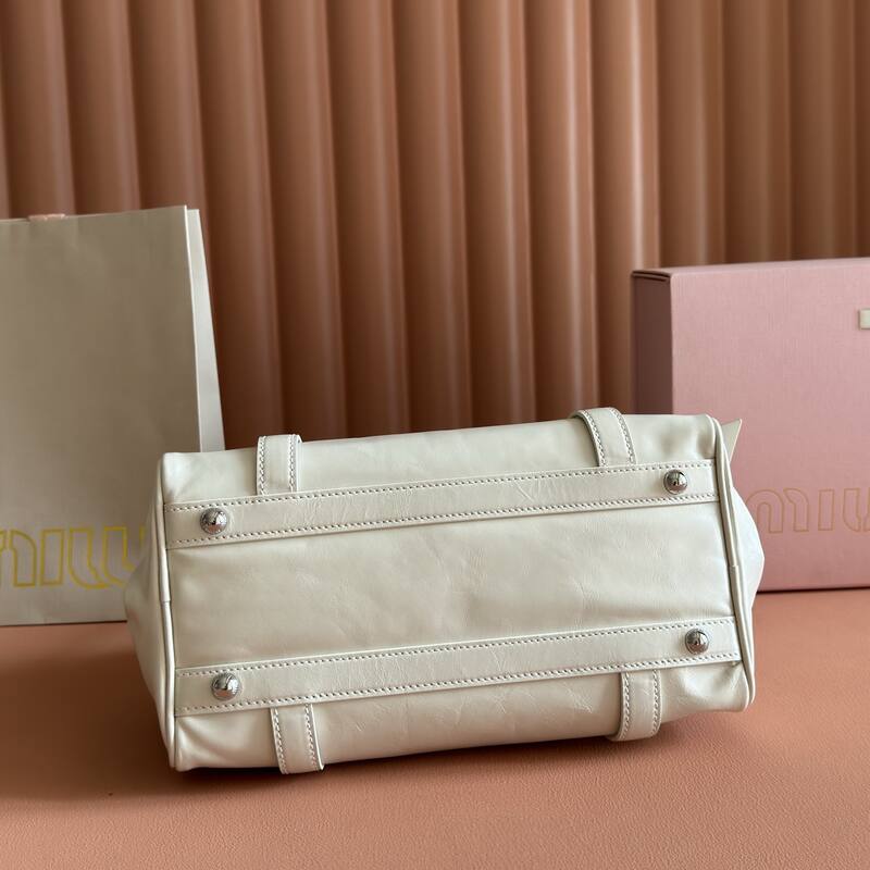Miu Miu White shoulder bag — AAA Quality Replica