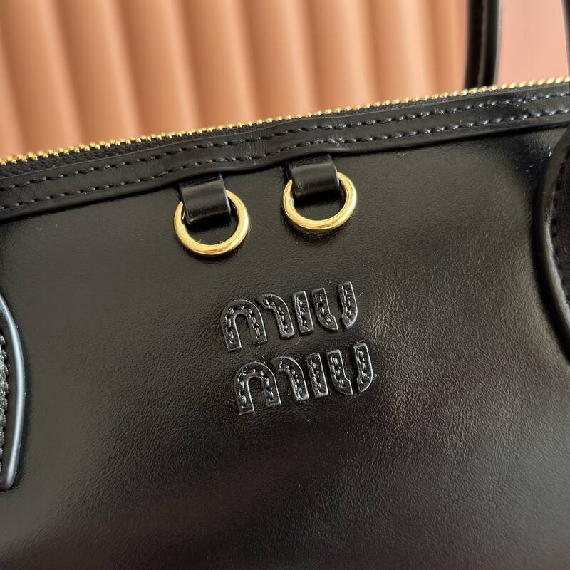 Miu Miu Black shoulder bag — Premium Replica