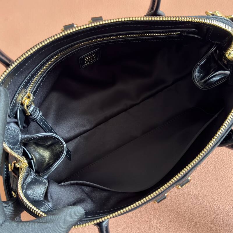 Miu Miu Black shoulder bag — Premium Replica
