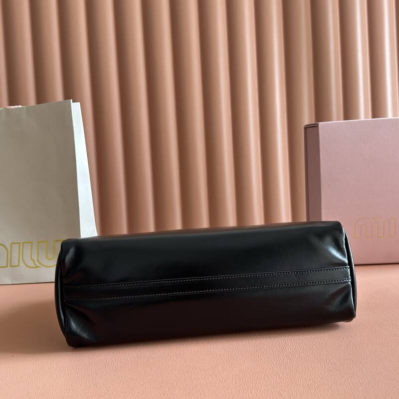 Miu Miu Black shoulder bag — Premium Replica