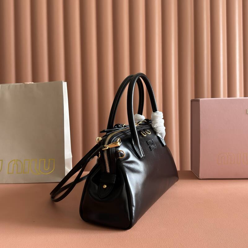 Miu Miu Black shoulder bag — Premium Replica