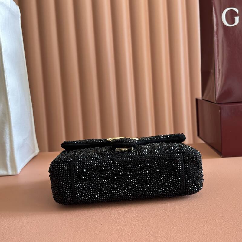 Gucci GG Marmont Black crossbody — Top Quality Replica
