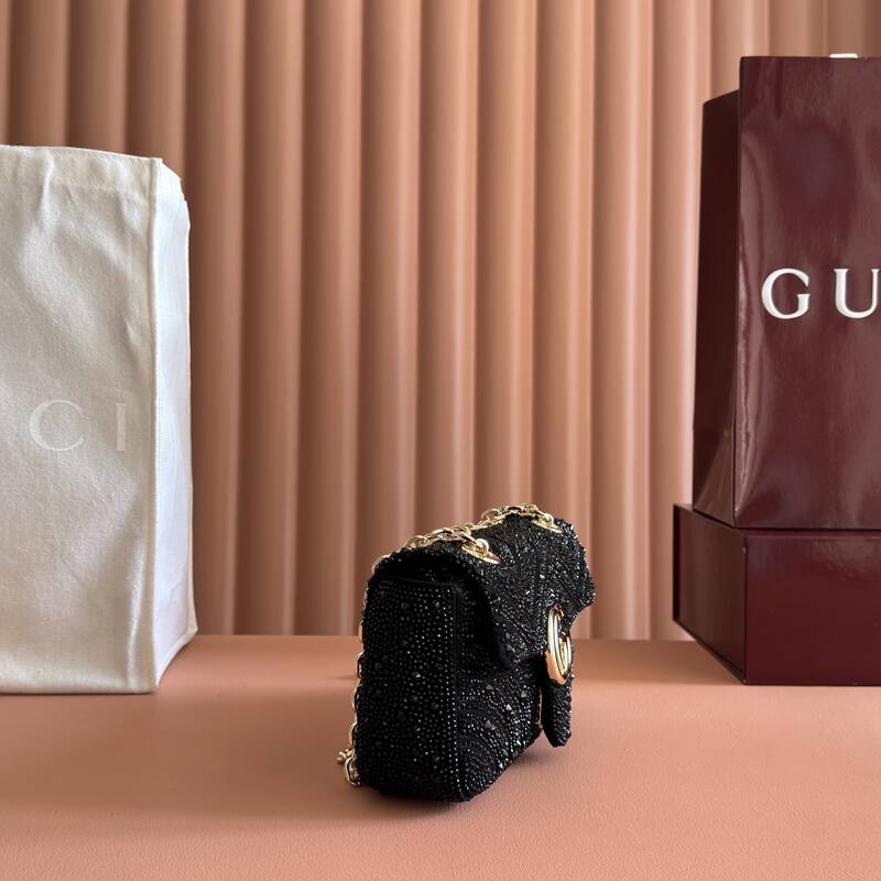 Gucci GG Marmont Black crossbody — Top Quality Replica