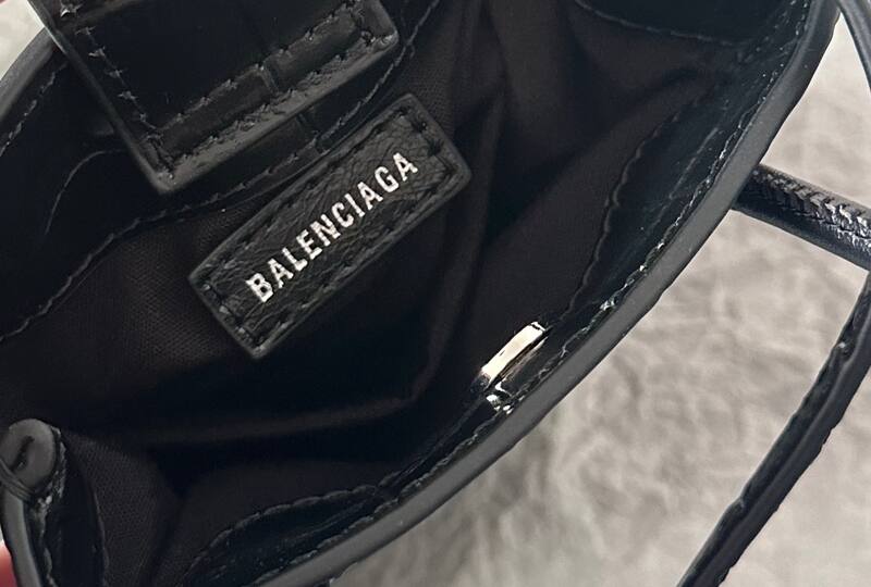 Balenciaga Black shoulder bag — Top Quality Replica