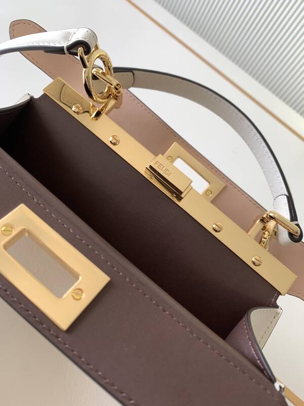 Fendi Peekaboo White 33x22x14cm shoulder bag — Premium Replica