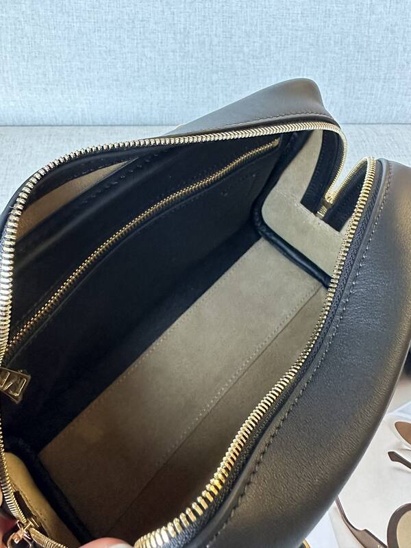Loewe Black shoulder bag — Premium Replica