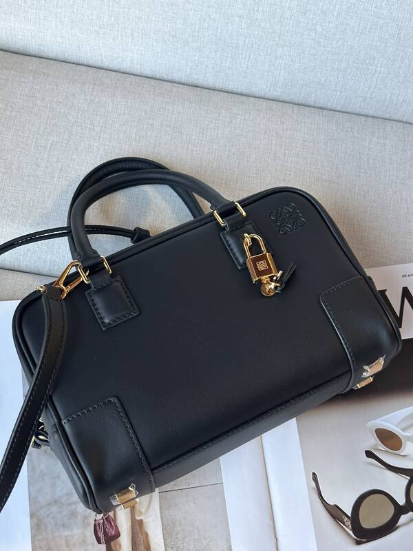 Loewe Black shoulder bag — Premium Replica