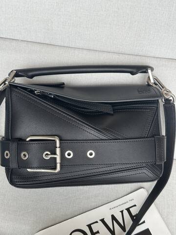 Loewe Black 25x18x10cm shoulder bag Premium Replica